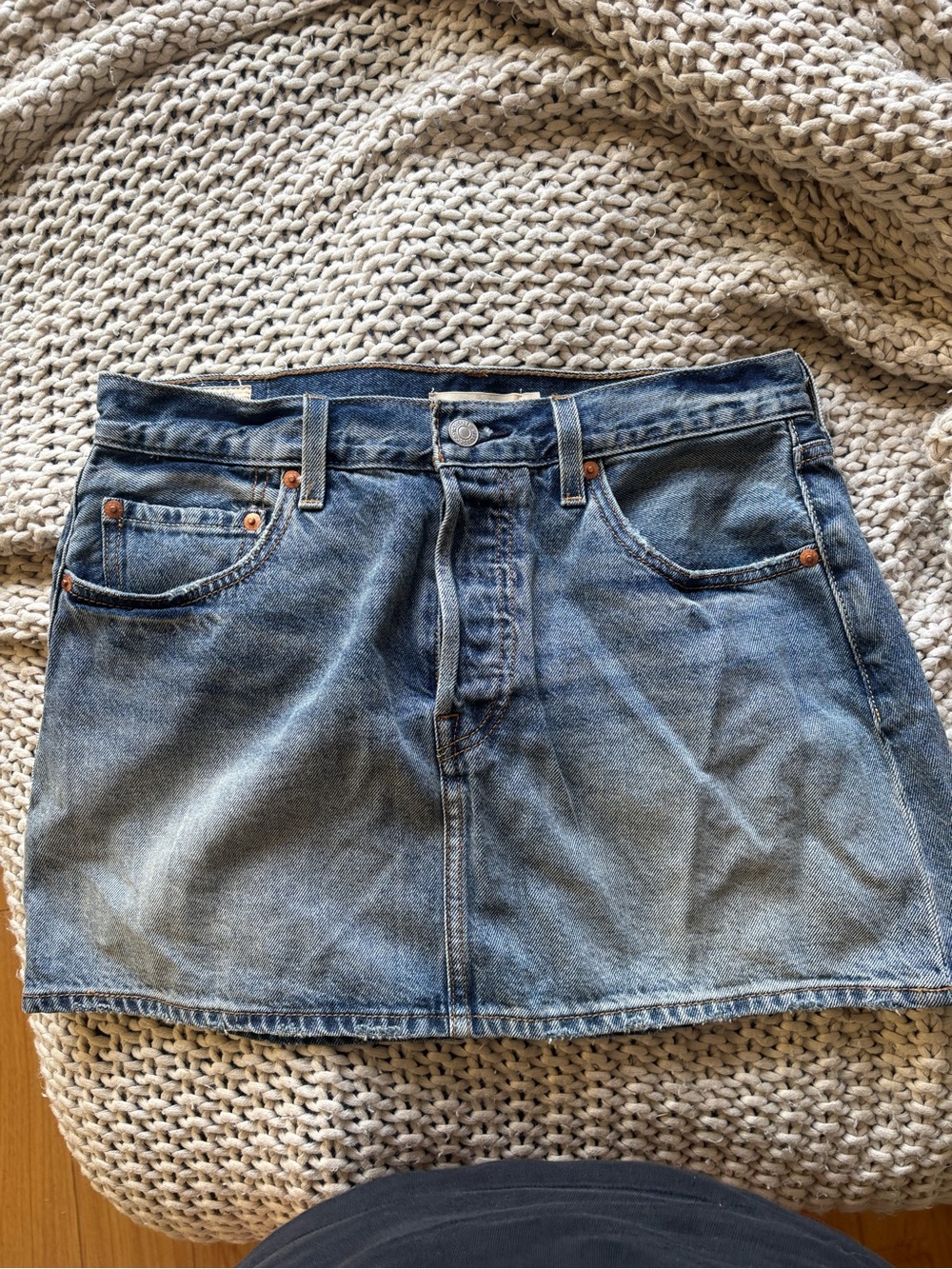 Levi’s Icon Skirt